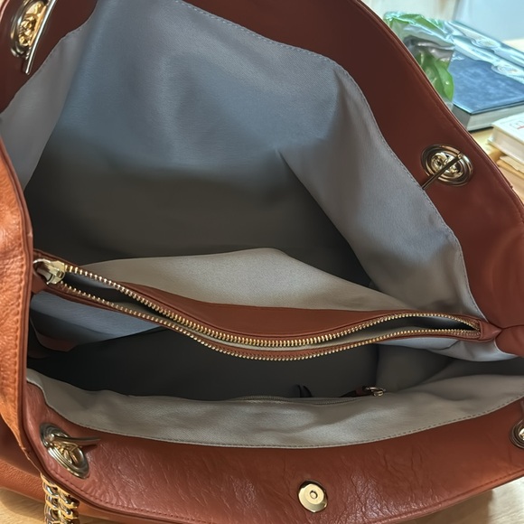 VALENTIO by Mario - Picture 4 of 5